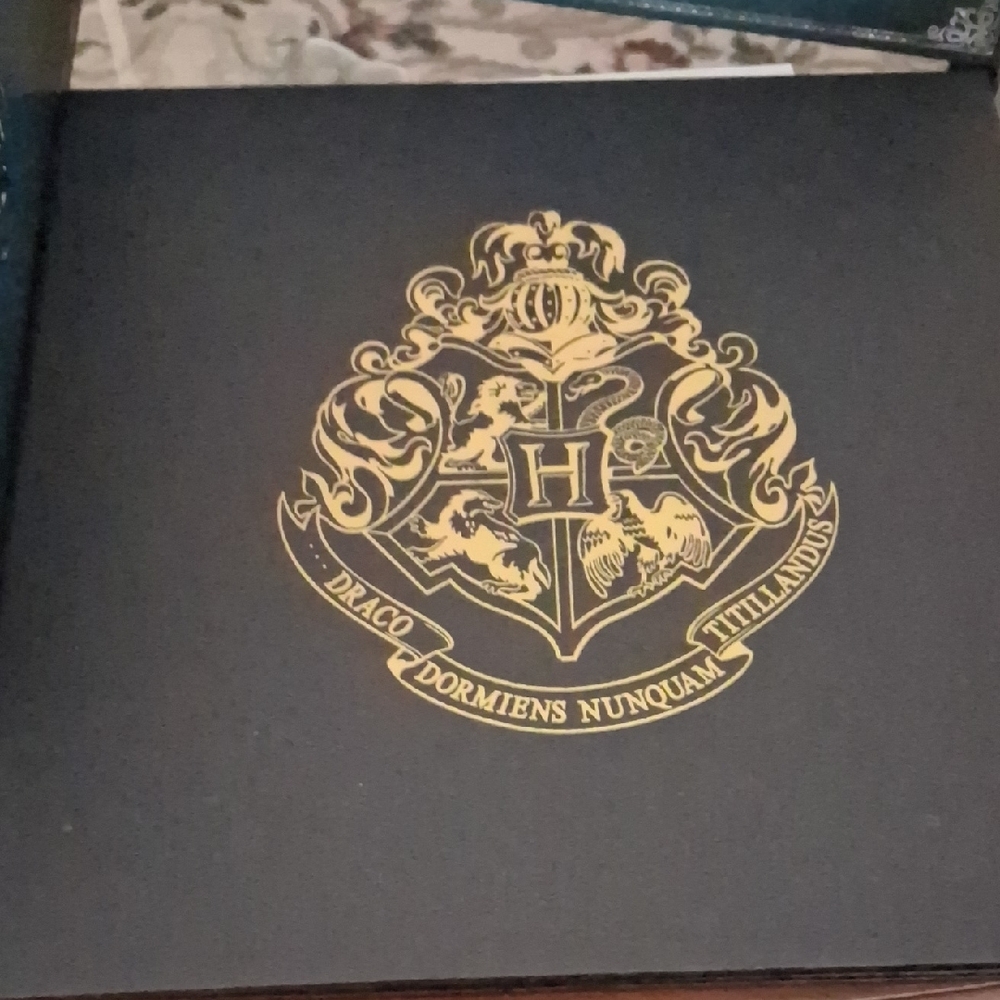 Trivial Pursuit World of Harry Potter Ultimate Edition - Blue - Picture 3 of 3